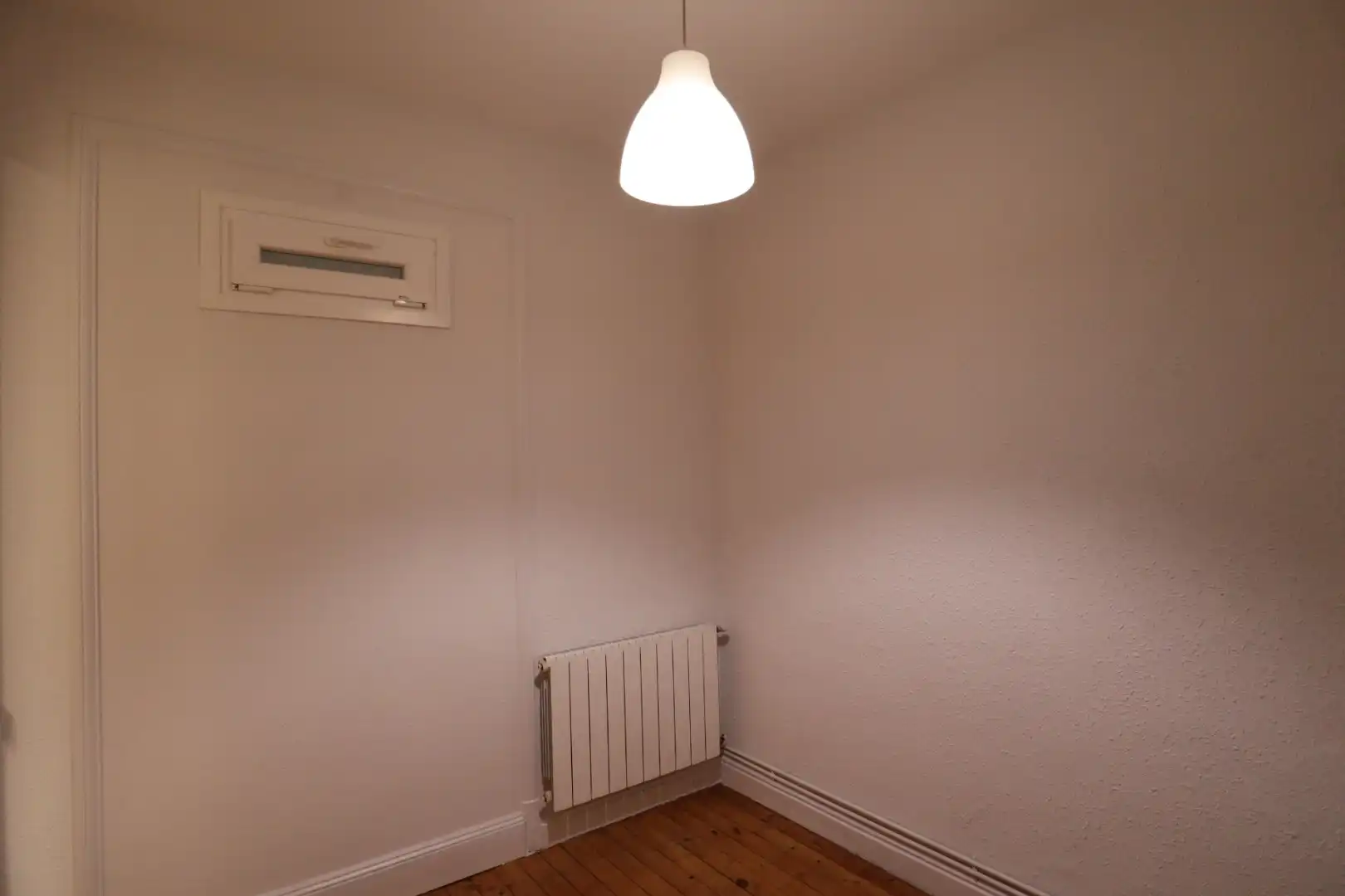 Habitación de Piso en venta en Bilbao  con Calefacción, Terraza y Balcón