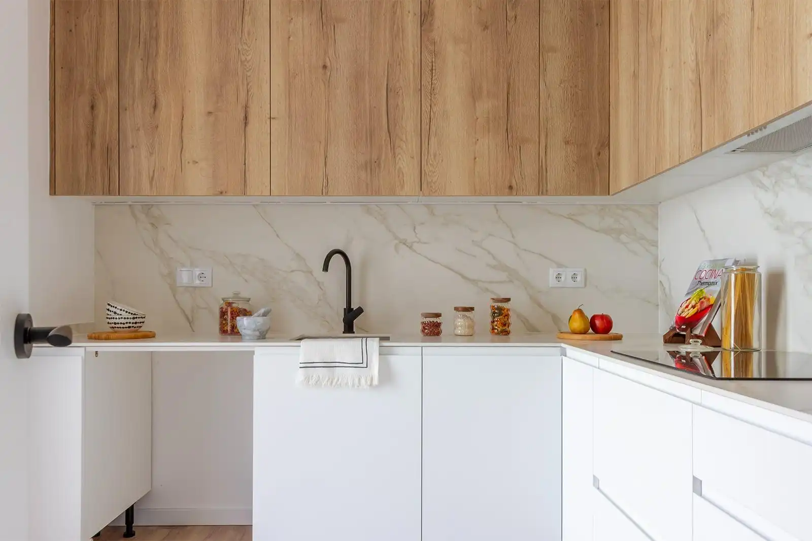 Kitchen of Flat for sale in Sabadell