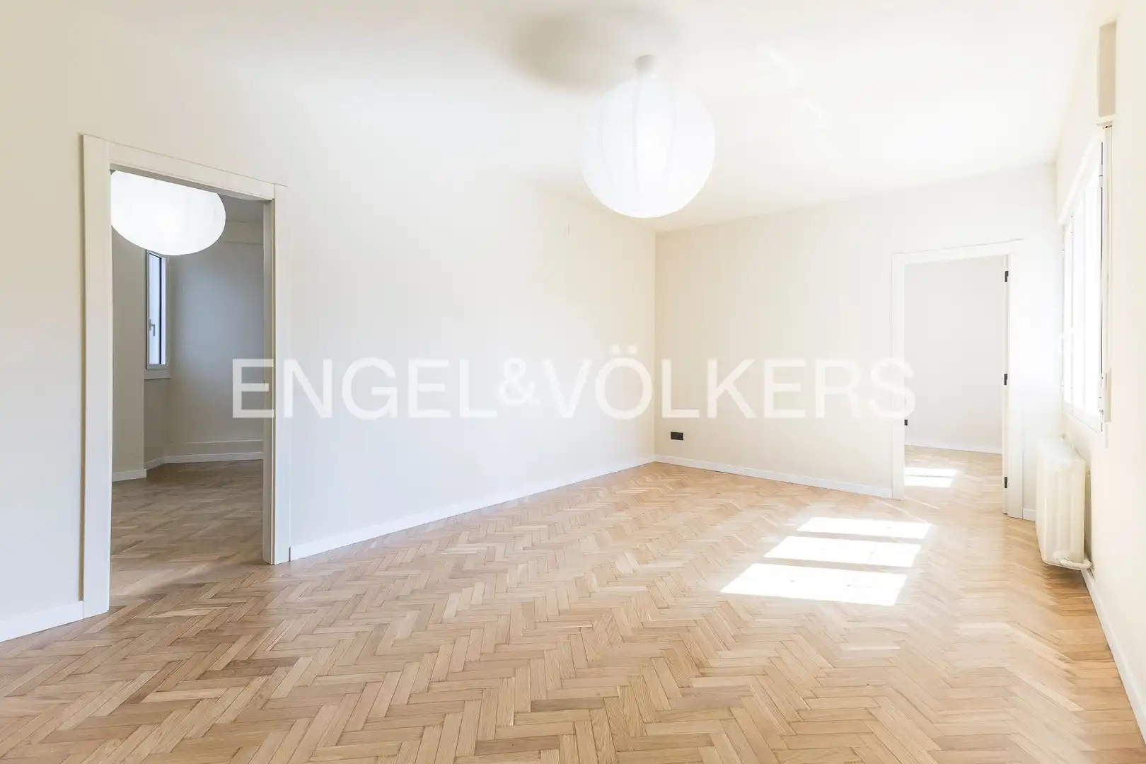 Living room of Flat for sale in Barcelona  with Air Conditioner, Heating and Parquet flooring