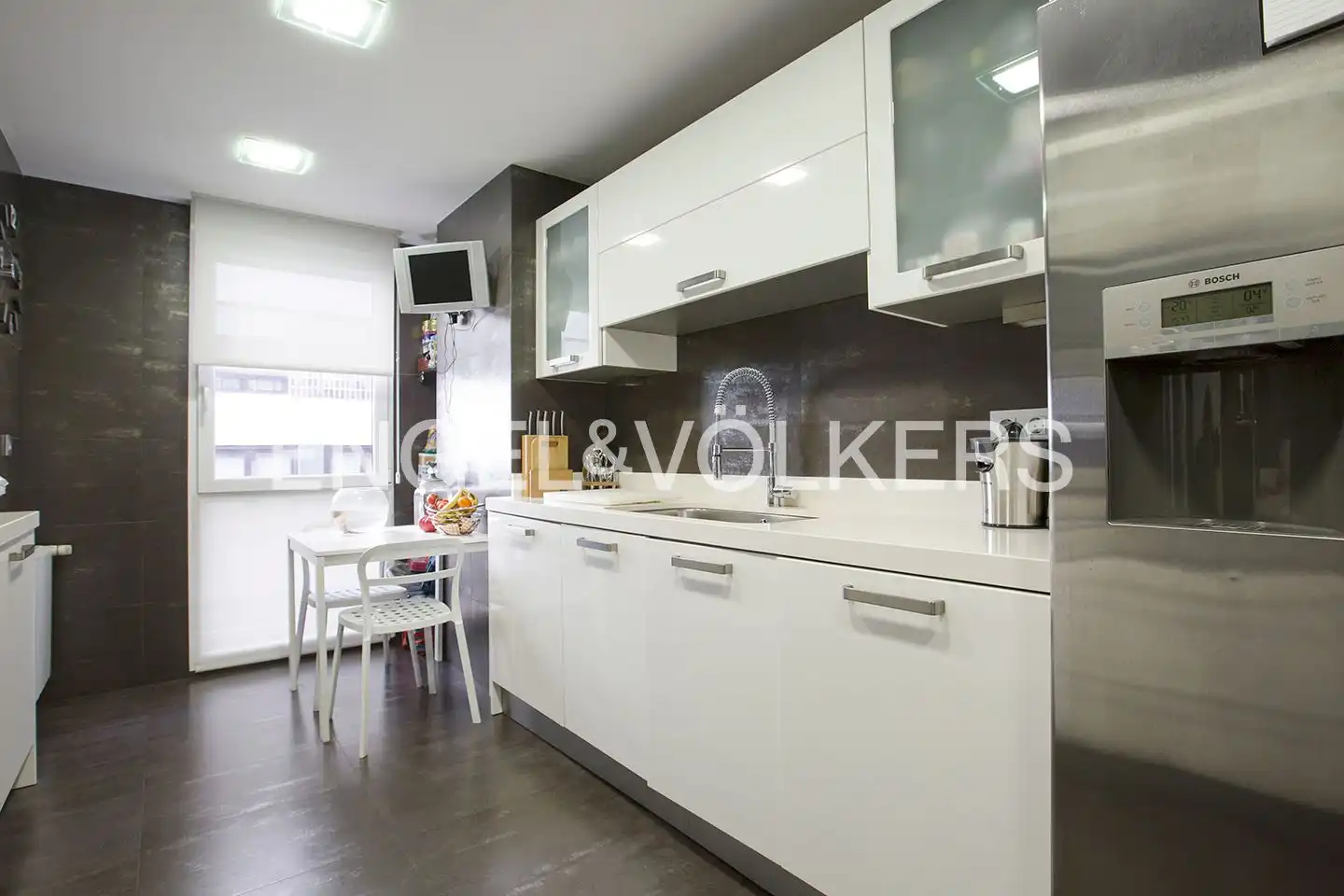 Küche von Wohnung zum Verkauf in Bilbao  mit Heizung