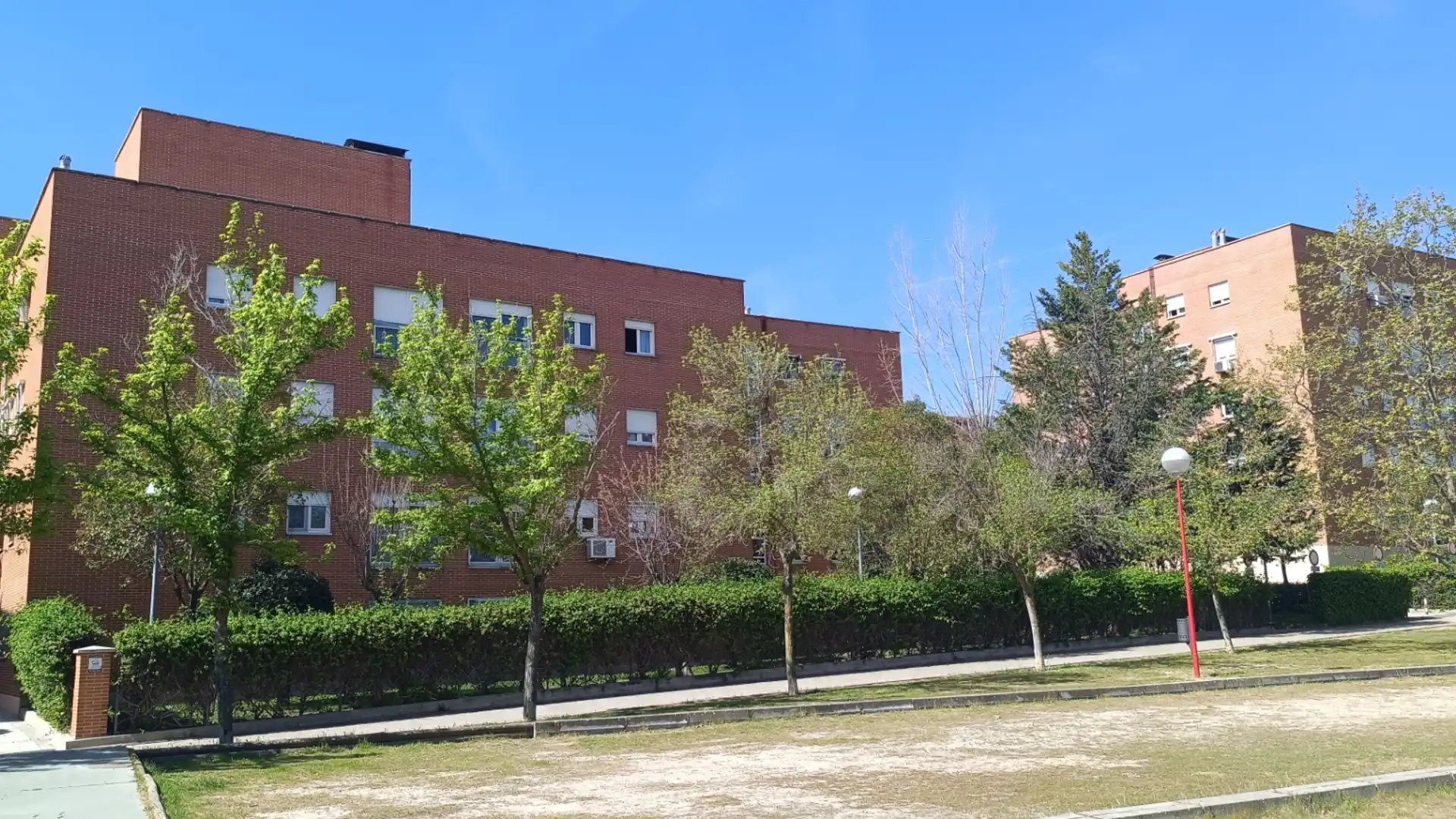 Vista exterior de Piso en venta en Alcobendas con Aire acondicionado, Calefacción y Balcón