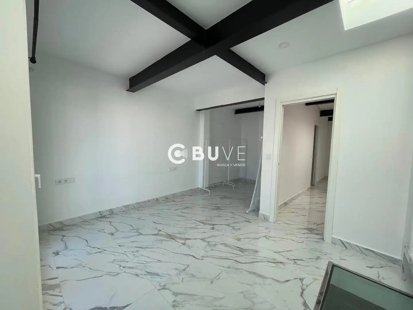 Houses for sale in Sevilla  with Air Conditioner, Terrace and Swimming Pool