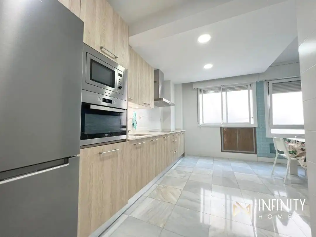 Cocina de Piso de alquiler en Bilbao  con Calefacción y Terraza