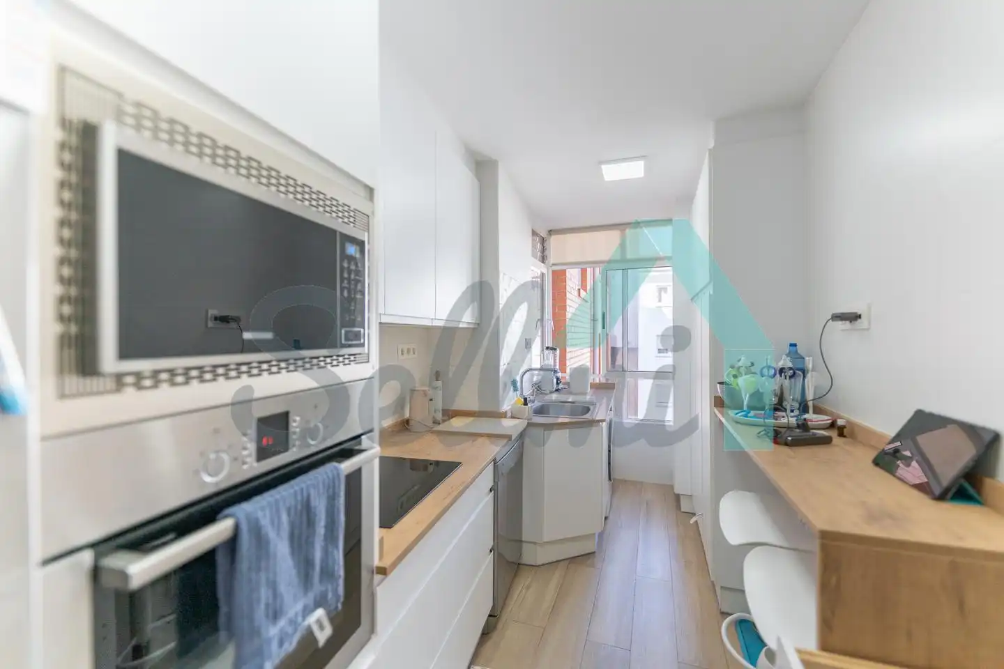 Küche von Wohnung zum Verkauf in Oviedo  mit Heizung, Parkett und Terrasse
