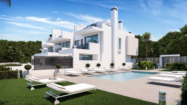 Vista exterior de Casa o xalet de lloguer en Estepona amb Aire condicionat, Calefacció i Terrassa