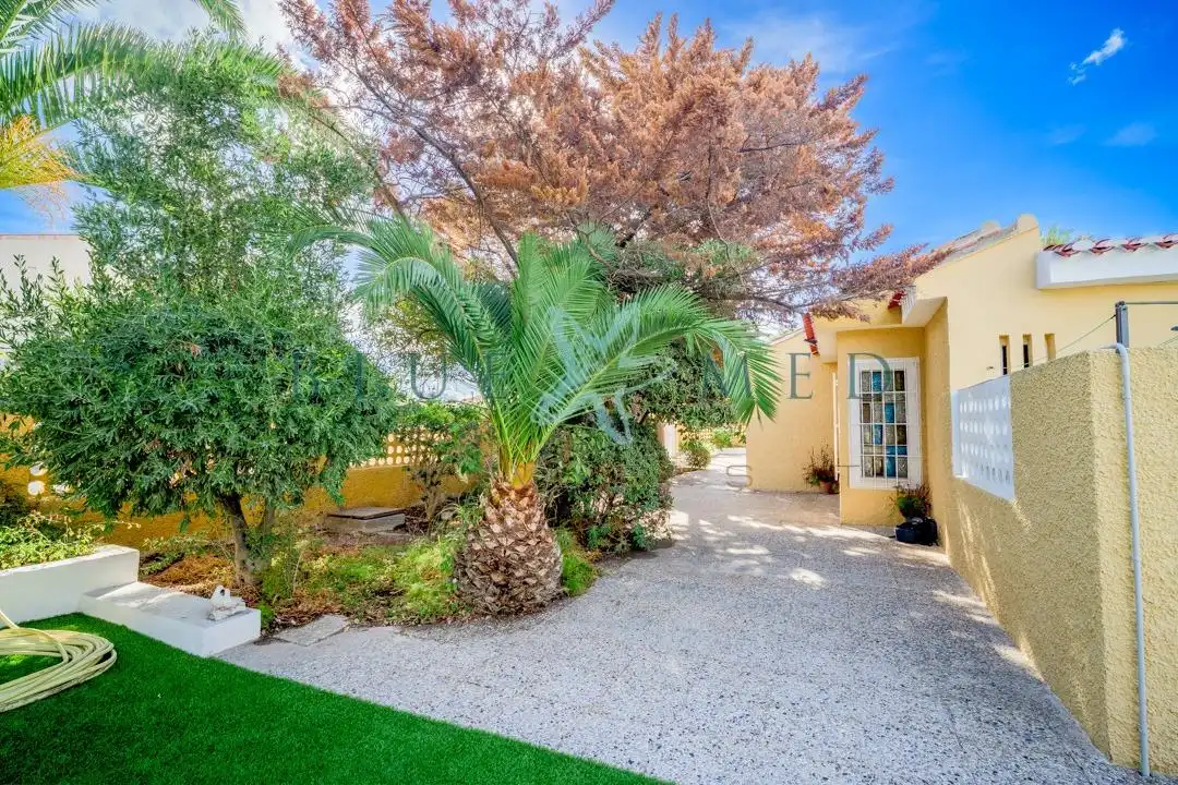 Vista exterior de Casa o xalet en venda en Puerto de Mazarrón