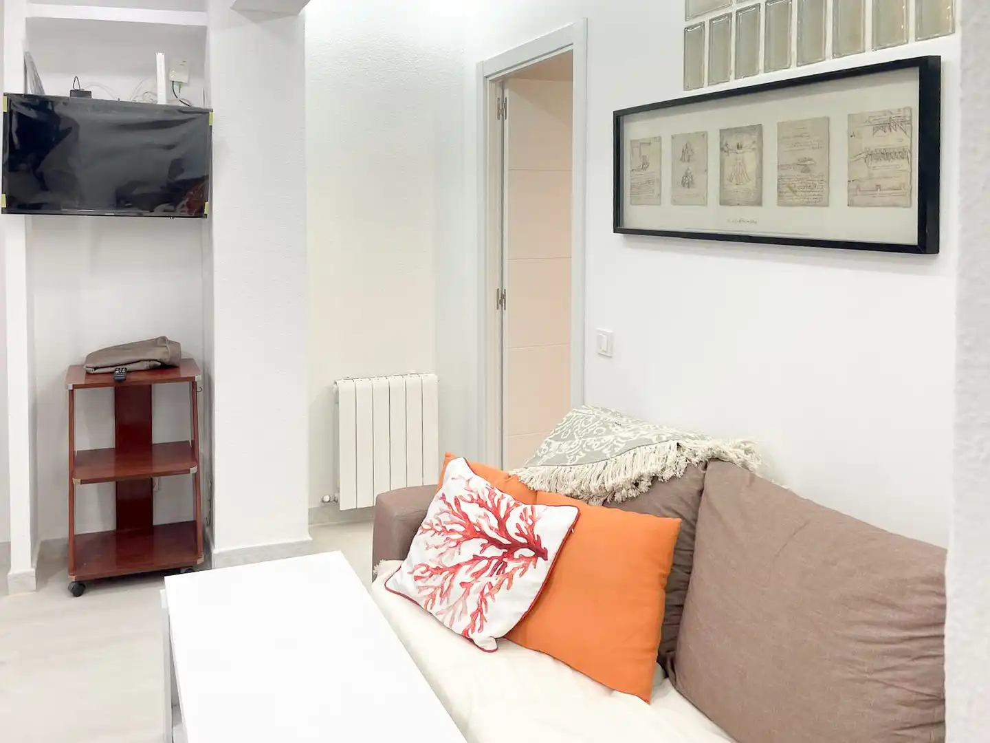 Bedroom of Flat for share in Madrid  with Heating, Furnished and Oven