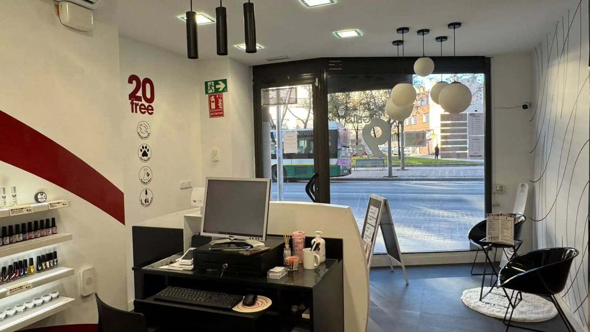 Local de alquiler en Ronda de Zamenhof, Centre , Centre - Sant Oleguer