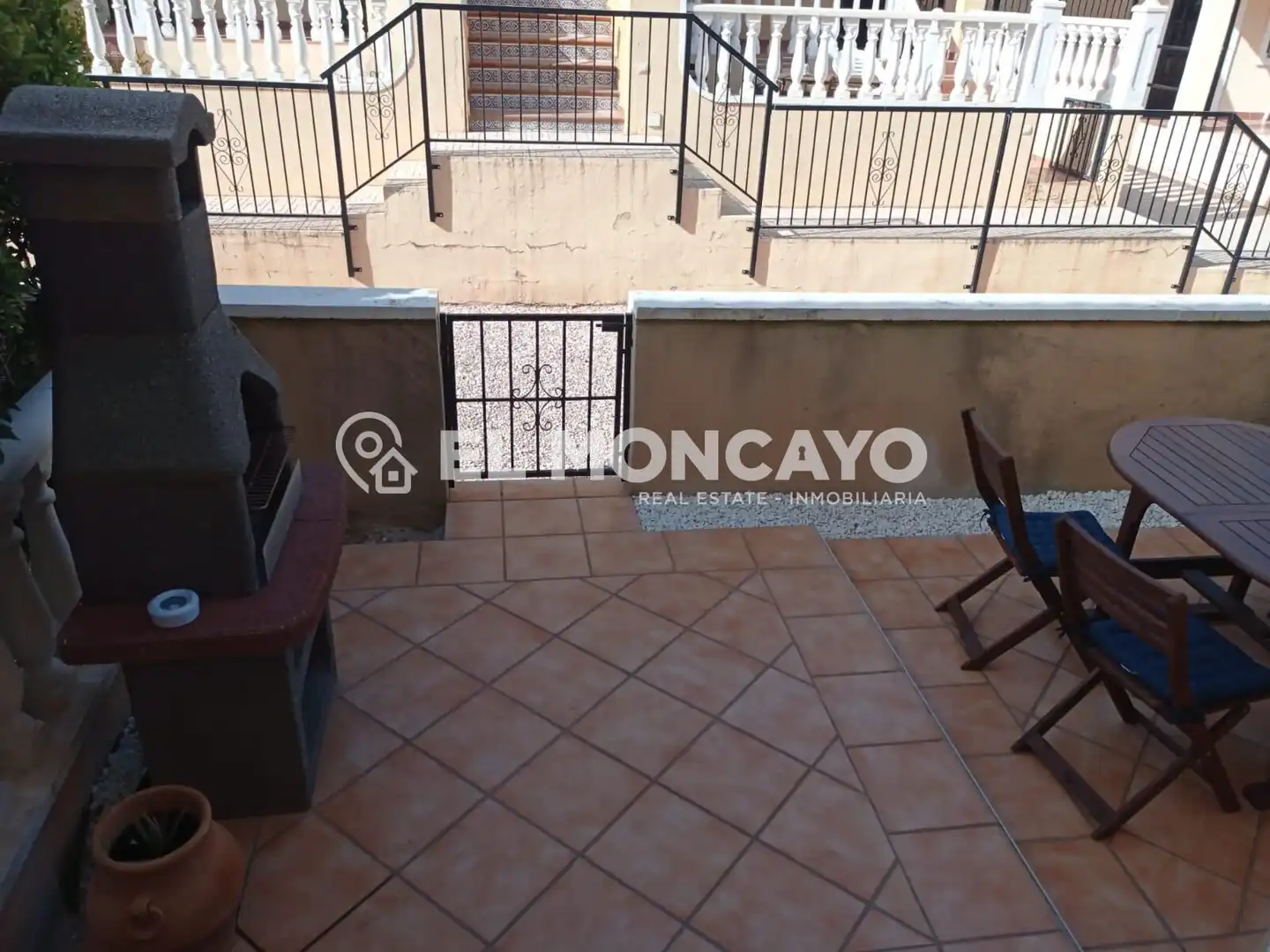 Casa o xalet en venda a Calle Calle los Mandarinos, San Miguel de Salinas