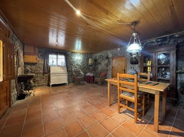 Landhaus mit Balkon zum Verkauf in Fonollosa