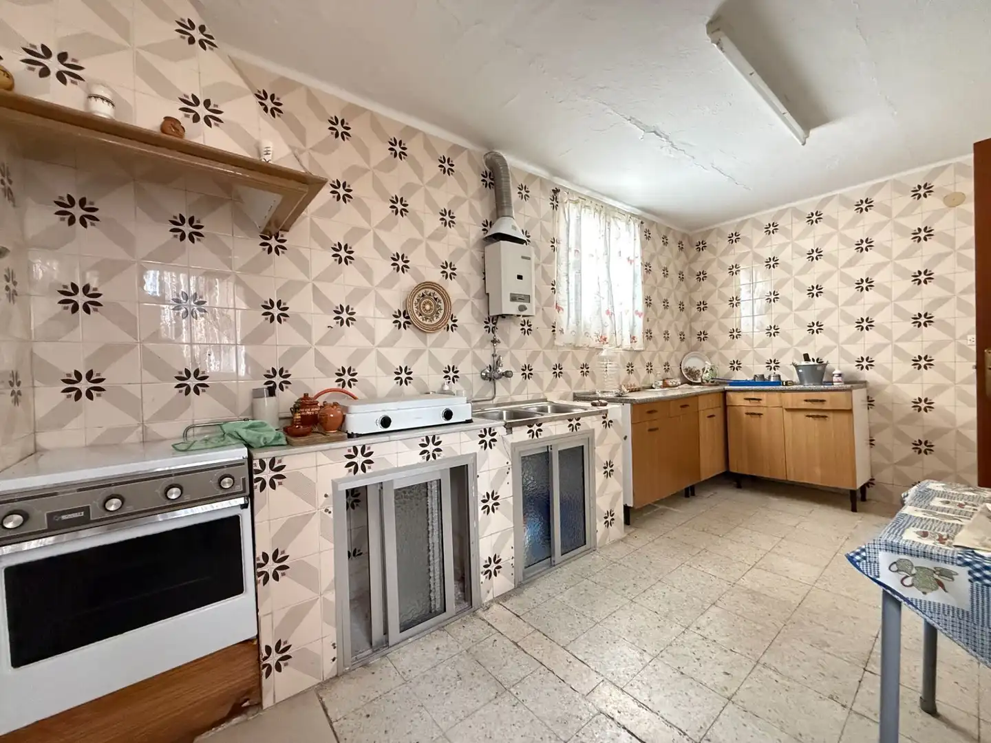 Kitchen of Houses for sale in Aljaraque  with Storage room