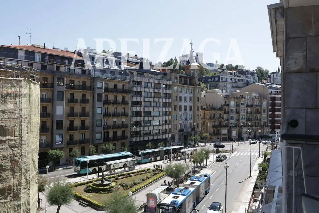 Piso con terraza en venta en Calle Zubieta, imagen 30