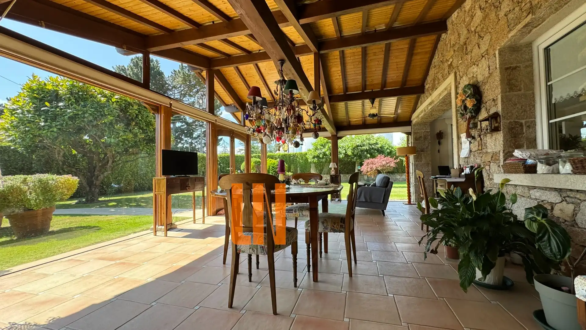 Terraza de Casa o chalet en venta en Culleredo con Calefacción, Jardín privado y Parquet