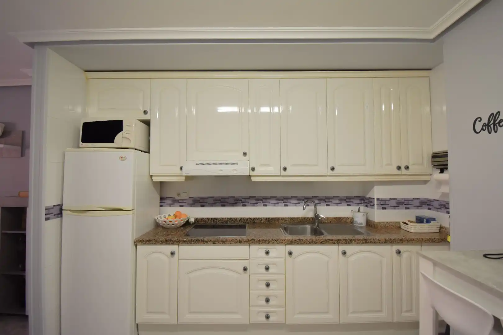 Cocina de Apartamento de alquiler en Santa Pola con Aire acondicionado, Calefacción y Terraza