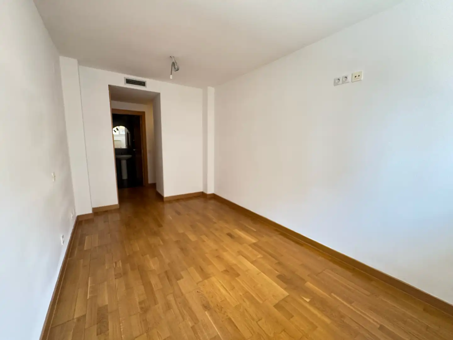 Flat for rent in Rivas-Vaciamadrid  with Heating, Private garden and Community pool