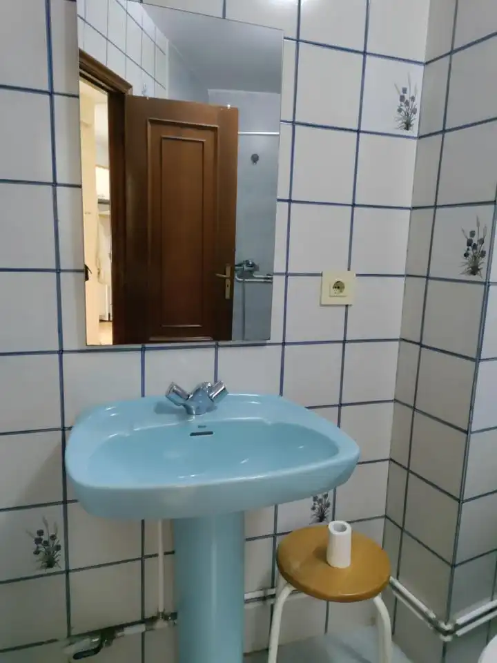Baño de Piso en venta en Santiago de Compostela  con Calefacción y Amueblado