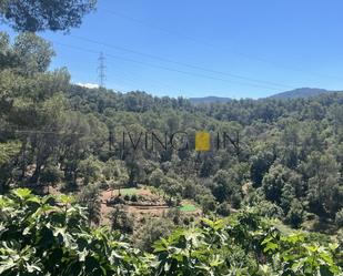 Finca rústica en venda en Cervelló amb Jardí privat i Piscina