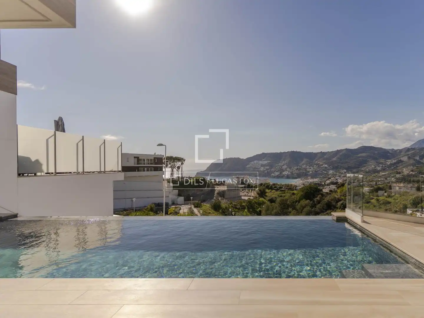 Piscina de Casa o xalet en venda en Almuñécar amb Aire condicionat, Terrassa i Piscina