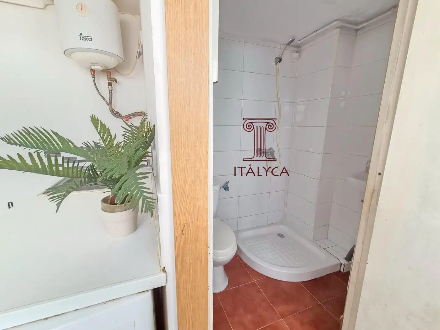 Baño de Estudio en venta en Sevilla con Trastero