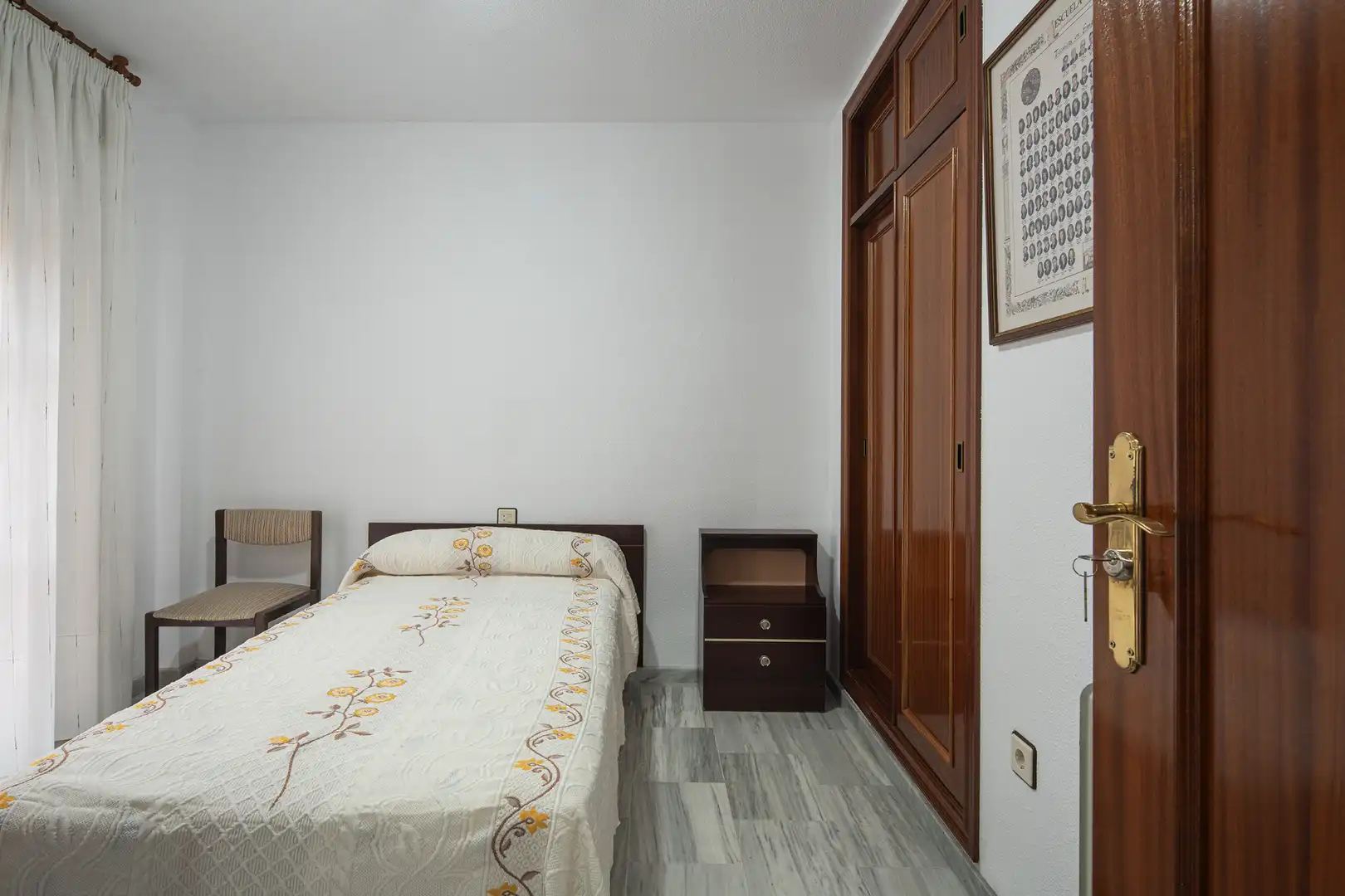 Casa adosada en venta en Angustias - Chana - Encina