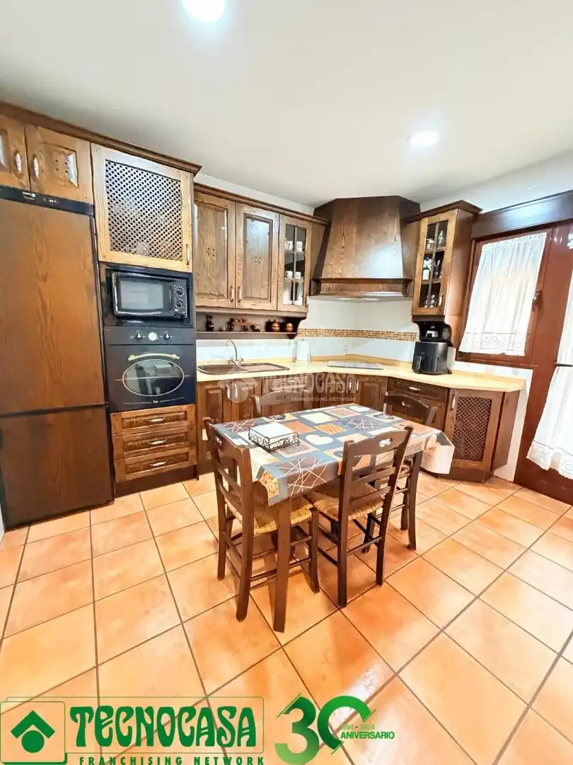 Cocina de Casa adosada en venta en Burujón con Aire acondicionado, Calefacción y Terraza