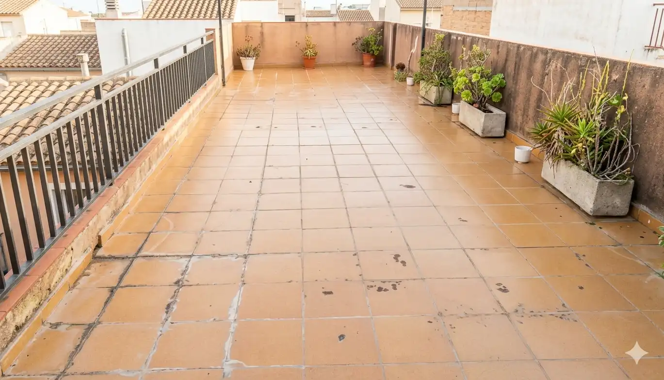 Terraza de Casa o chalet en venta en Vilanova i la Geltrú con Calefacción, Terraza y Trastero