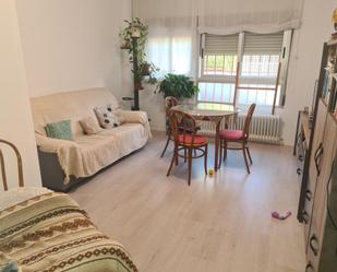 Sala d'estar de Apartament en venda en San Sebastián de los Reyes amb Calefacció i Traster