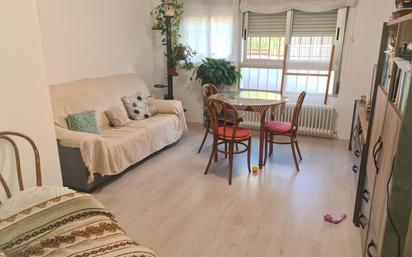 Sala d'estar de Apartament en venda en San Sebastián de los Reyes amb Calefacció i Traster