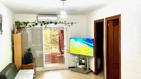 Foto 2 de Piso en venta en La Serreta, Barcelona