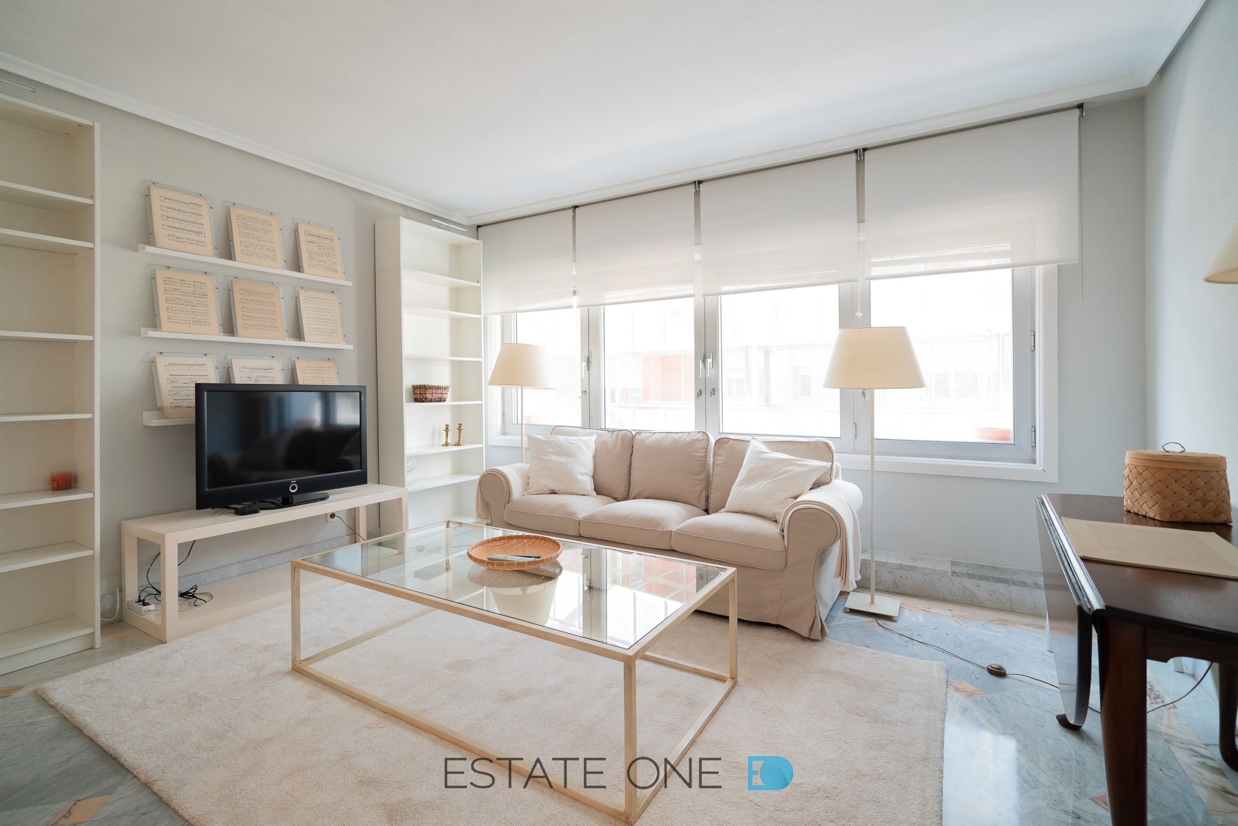 Sala de estar de Piso de alquiler en  Madrid Capital con Aire acondicionado