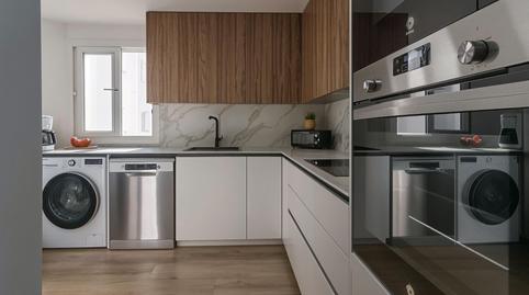 Foto 5 de Piso en venta en Calle de Luis Buñuel, Huerta Nueva, Estepona