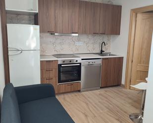 Kitchen of Flat to share in  Granada Capital  with Terrace