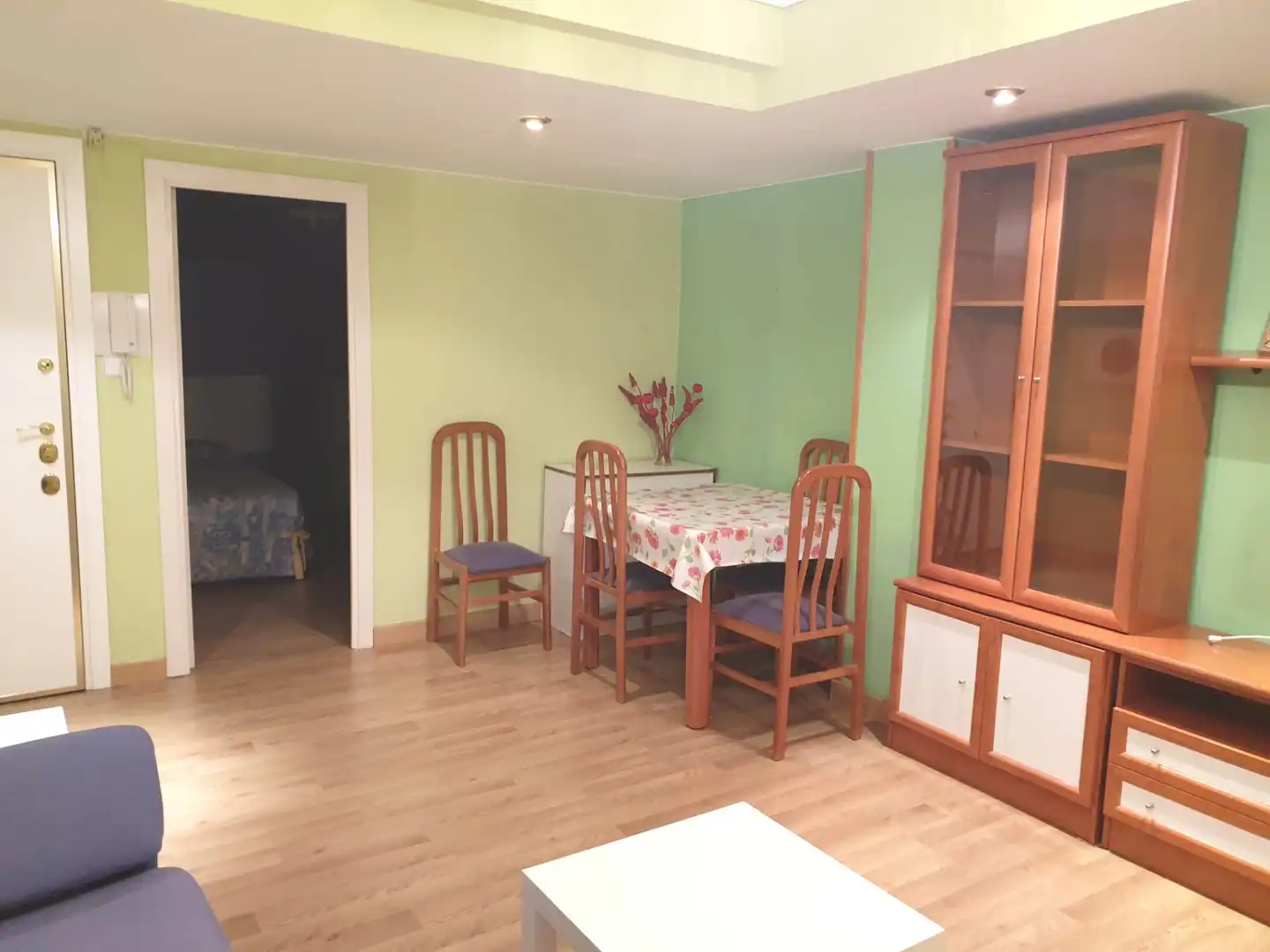 Dining room of Flat for rent in Zaragoza  with Heating, Parquet flooring and Furnished