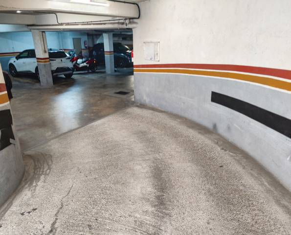 Garaje en Alquiler en Carrer de Sant Marian en Barri del Centre