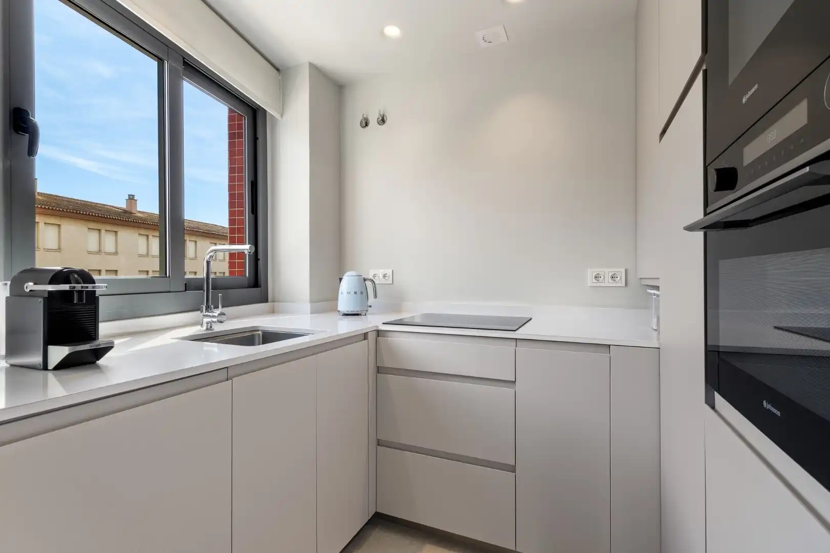 Cocina de Apartamento en venta en Torremolinos con Aire acondicionado, Calefacción y Terraza