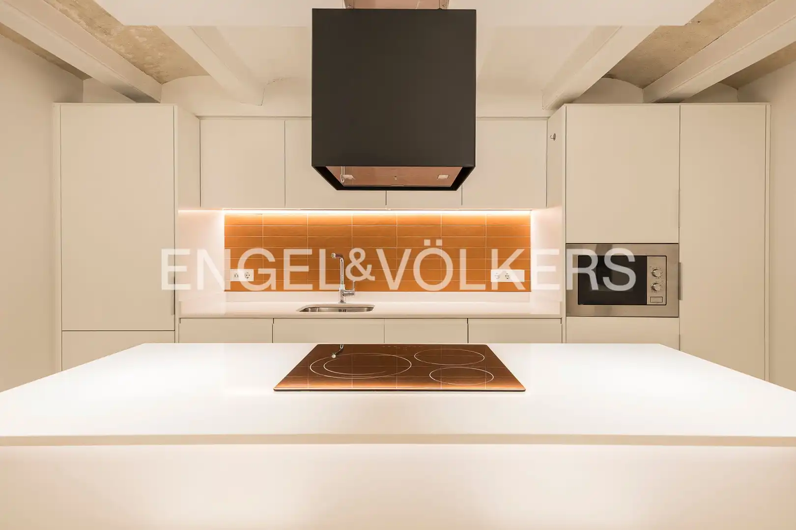 Cocina de Piso en venta en Barcelona con Aire acondicionado, Calefacción y Terraza
