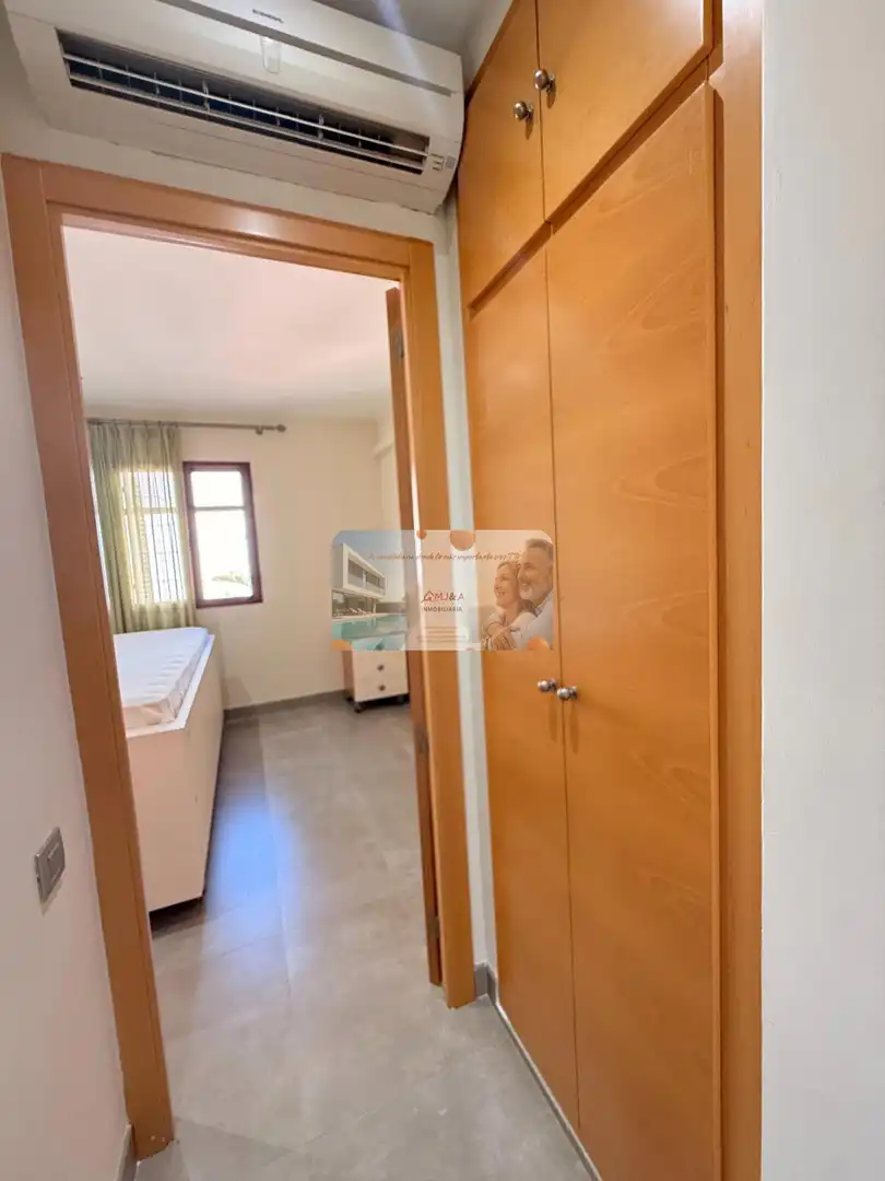 Adossat amb terrassa en venda a CONDE BAU, imagen 19