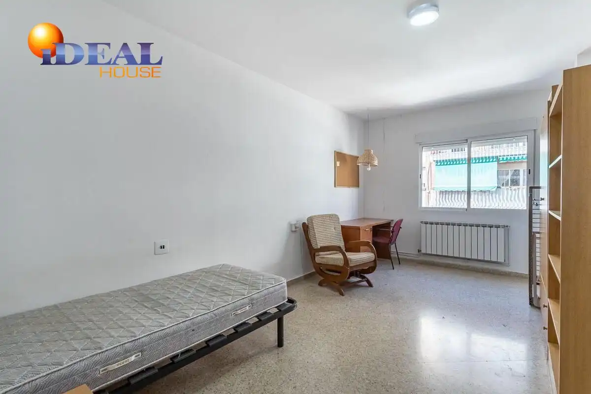 Flat with terrace for sale in Beiro, imagen 17