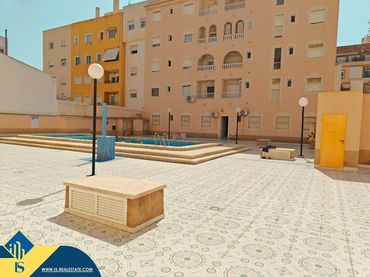 Penthouse with pool for sale in Centro