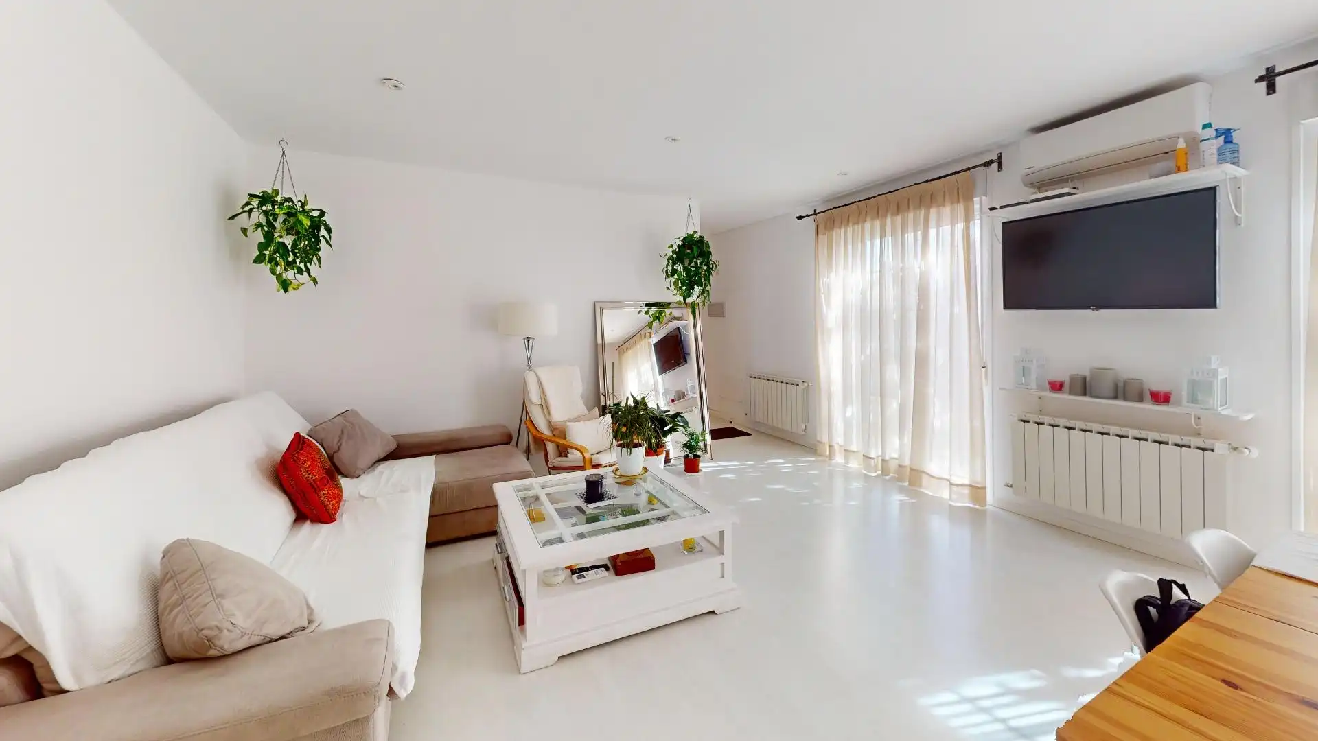 Sala d'estar de Casa o xalet en venda en Pioz amb Aire condicionat i Calefacció