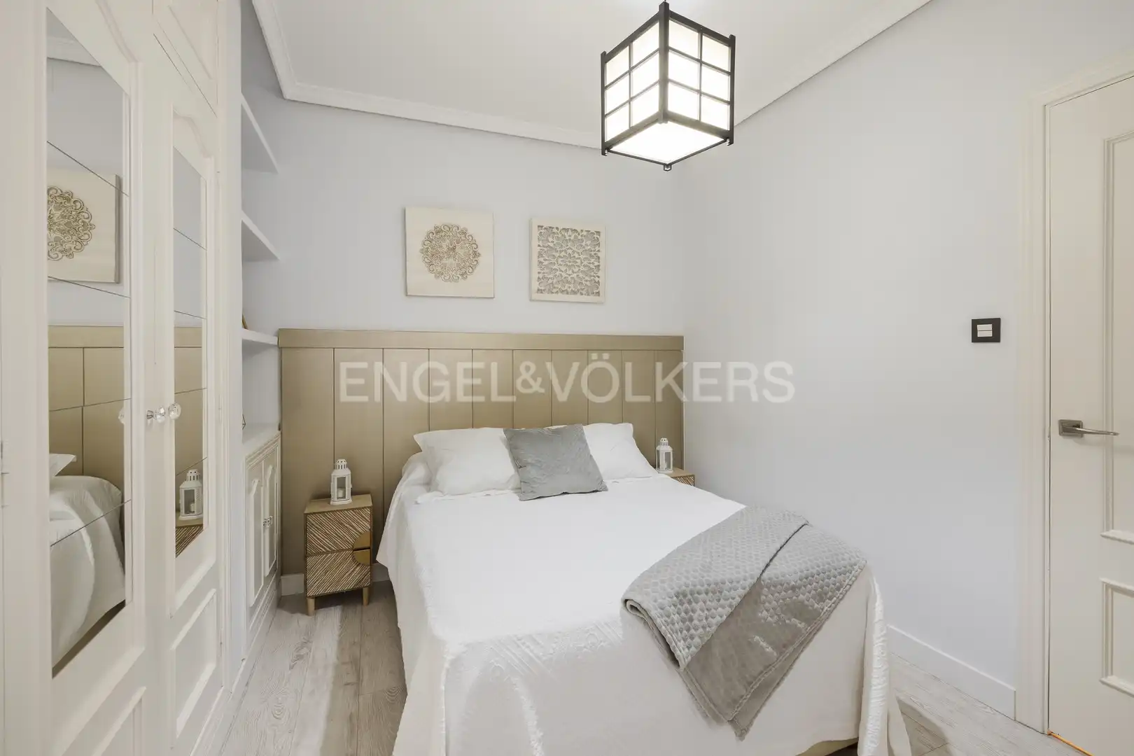 Habitación de Piso de alquiler en Madrid con Aire acondicionado, Calefacción y Amueblado