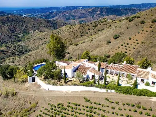 Casa adosada en venta en Canillas de Aceituno