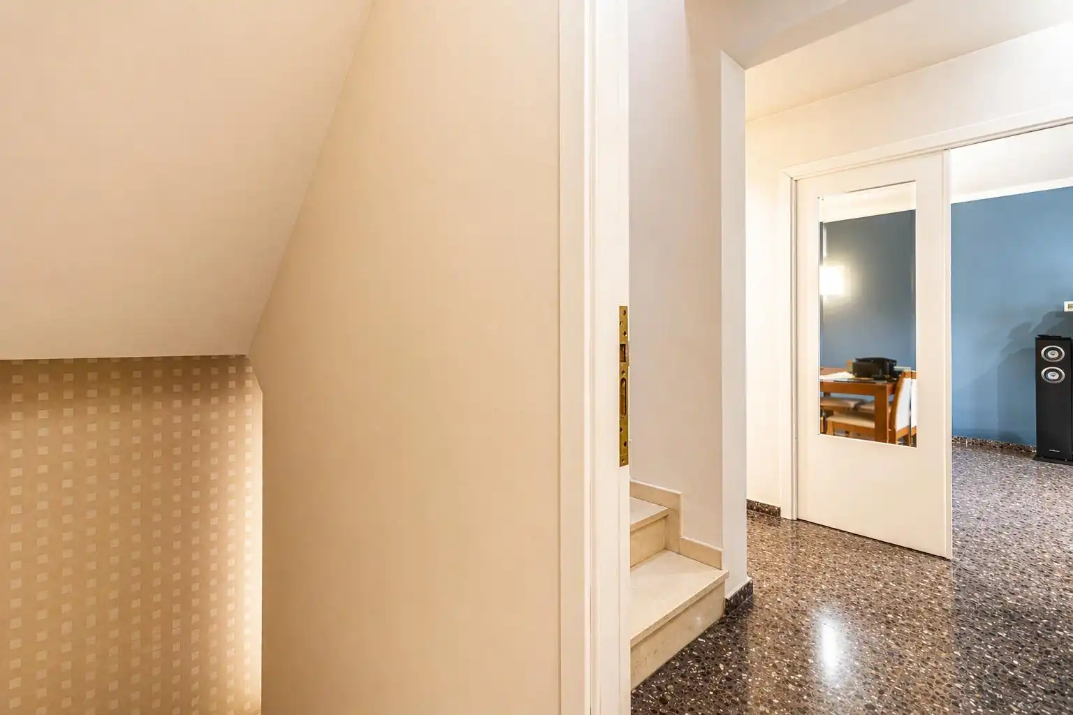 Casa adosada en venta en Carlet con Aire acondicionado, Trastero y Alarma