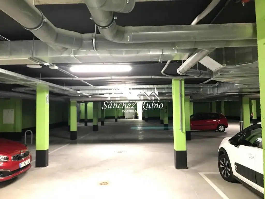 Parking de Piso de alquiler en Galapagar con Aire acondicionado, Calefacción y Terraza