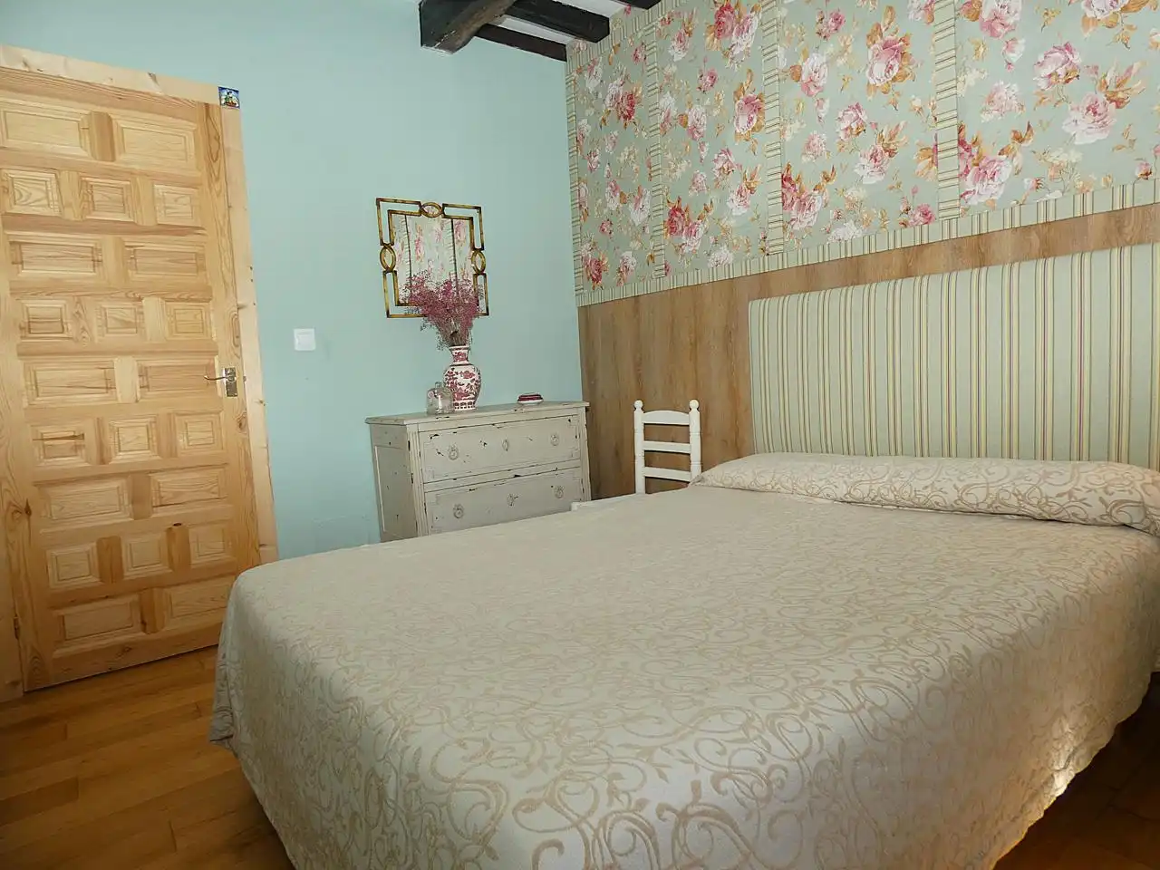 Habitación de Casa o chalet en venta en Ruente con Calefacción, Jardín privado y Amueblado