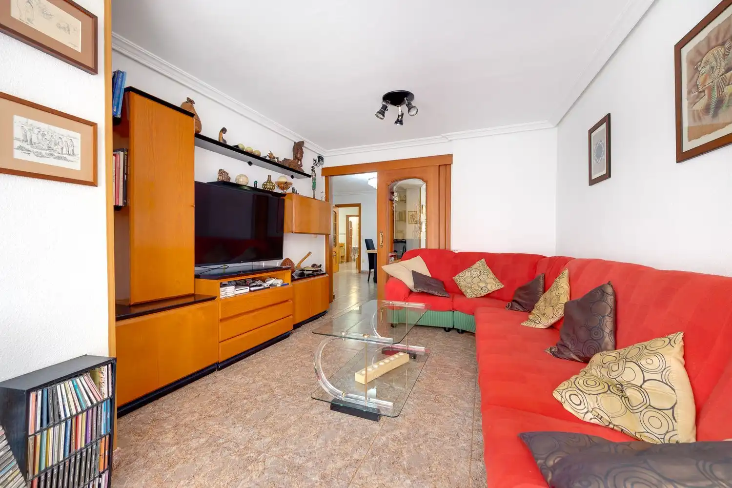 Flat with terrace for sale in Calle José Martínez Ruiz Azorín 56, imagen 2