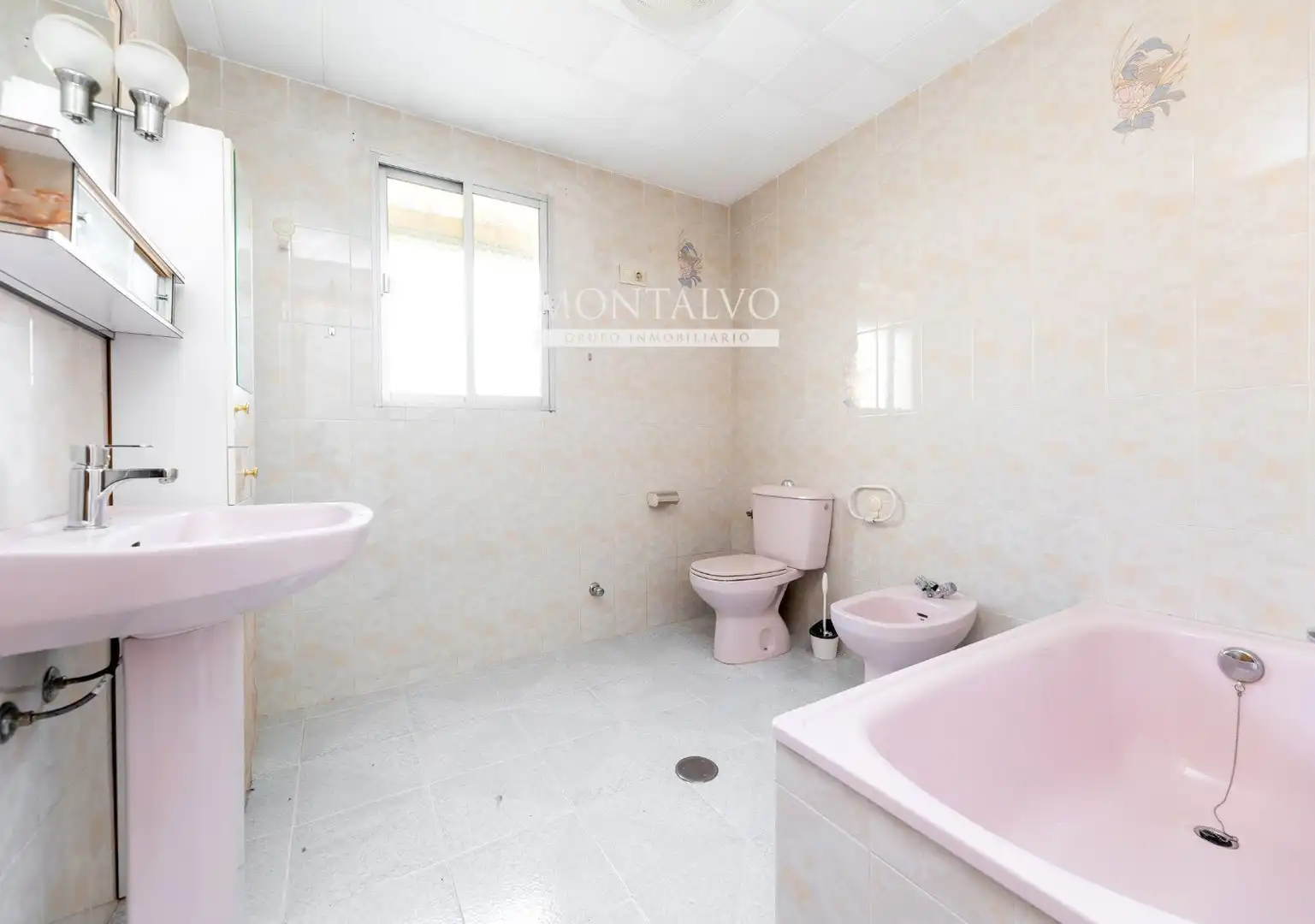 Bany de Casa o xalet en venda en Atarfe