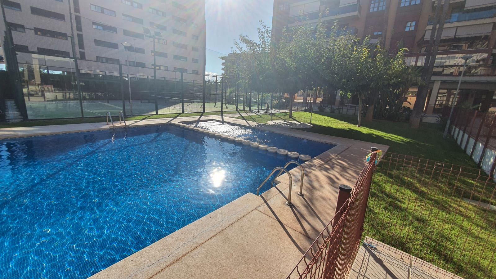 Swimming pool of Flat for sale in Castellón de la Plana / Castelló de la Plana  with Air Conditioner, Heating and Private garden