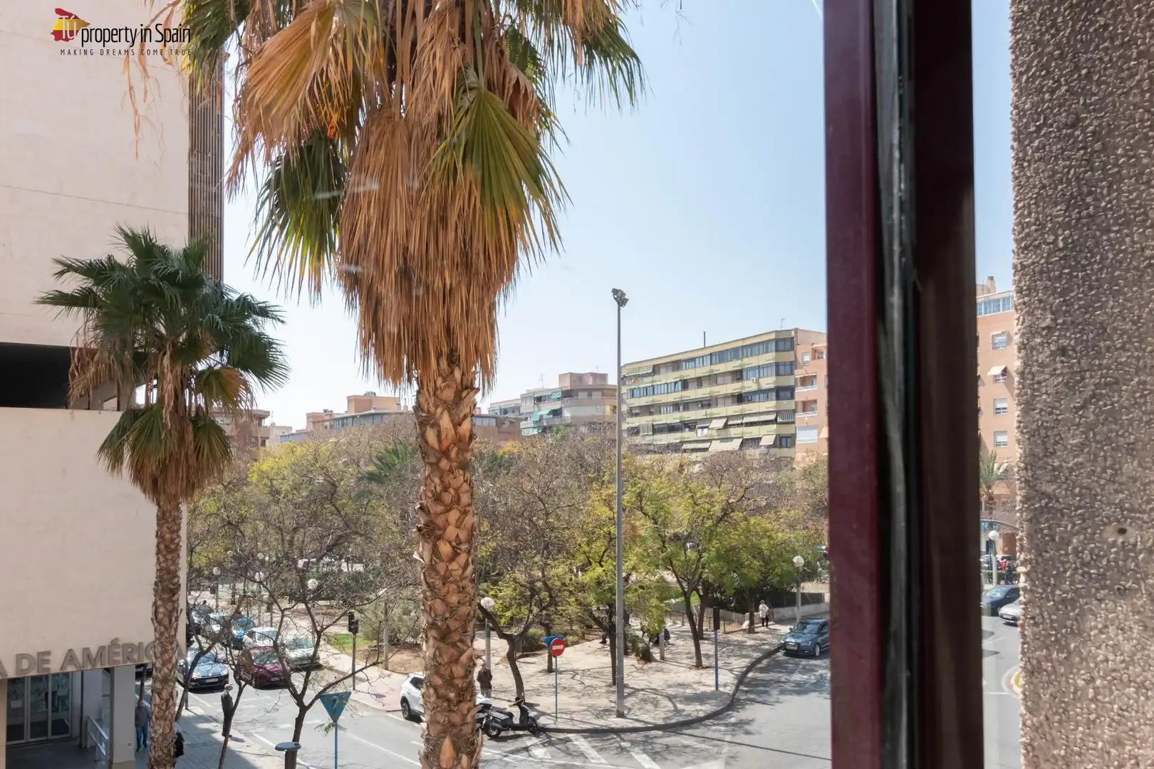 Vista exterior de Pis per a compartir en Alicante / Alacant amb Moblat i Balcó