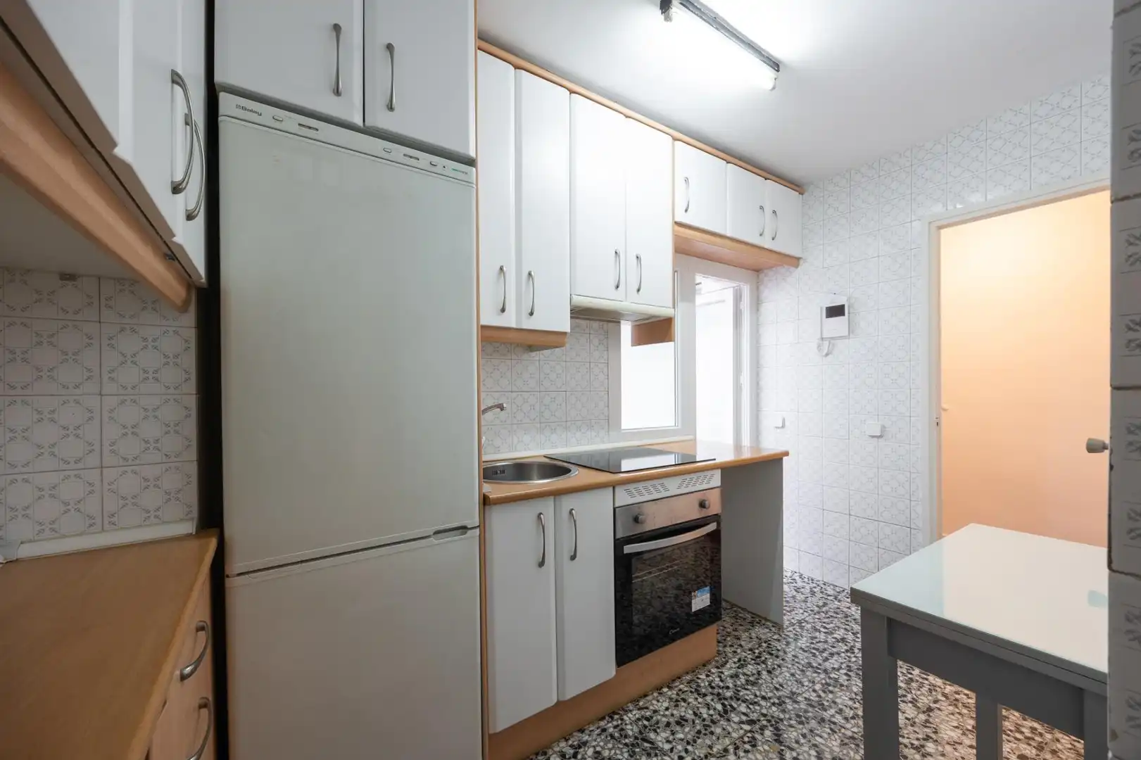 Kitchen of Flat for rent in Madrid  with Parquet flooring and Terrace